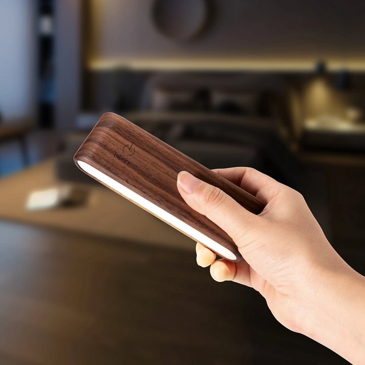 LuminoWood - 360° roterende magnetische lamp | 50% KORTING
