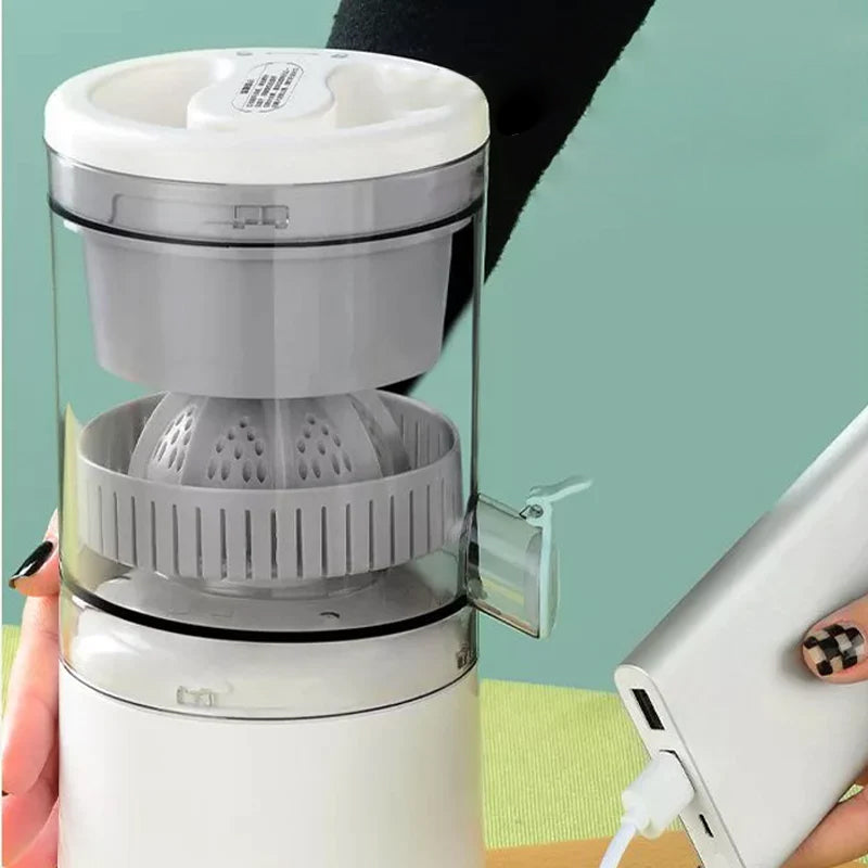 JuiceMate™ – Mini Elektrische Fruitpers voor Vers Sap Overal | 50% KORTING