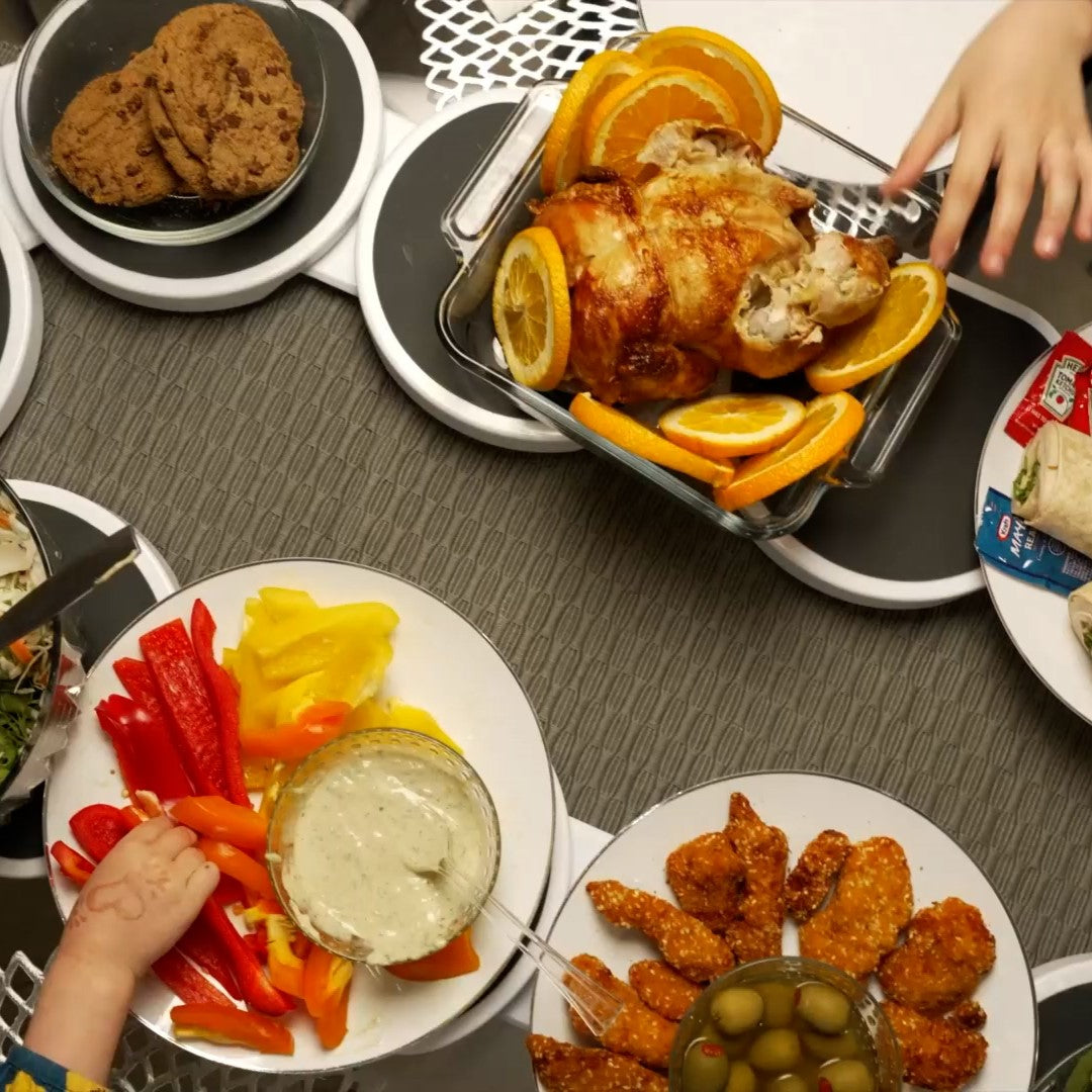 ServeEase – Innovatieve draaibare serveerschaal voor eenvoudig dineren