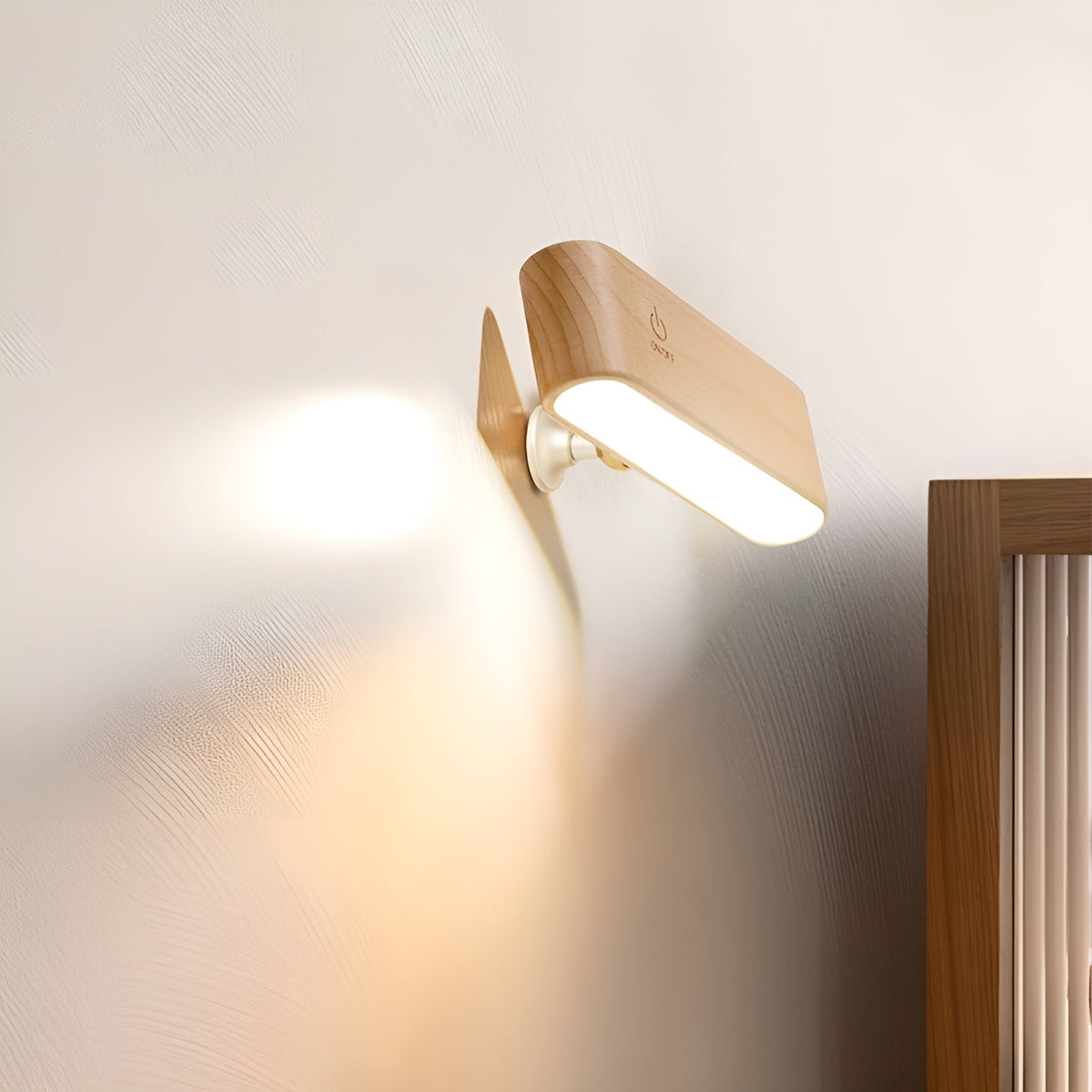 LuminoWood - 360° roterende magnetische lamp | 50% KORTING