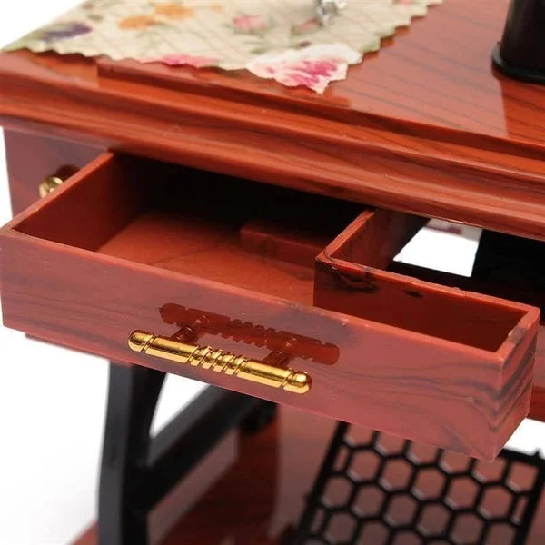 SewTune™ Mini Naaimachine Muziekdoos